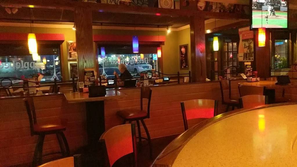 Applebees Grill + Bar | restaurant | 3281 Coach Ln, Cameron Park, CA 95682, USA | 5306778677 OR +1 530-677-8677