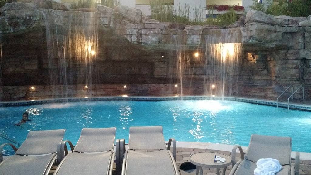 Coconuts Poolside Bar & Grill | restaurant | 9801 International Dr, Orlando, FL 32819, USA | 4072841234 OR +1 407-284-1234