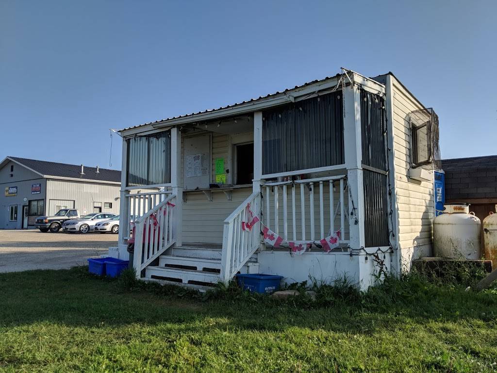 Kates Fries | restaurant | 497 Smith St, Arthur, ON N0G 1A0, Canada | 5192611313 OR +1 519-261-1313