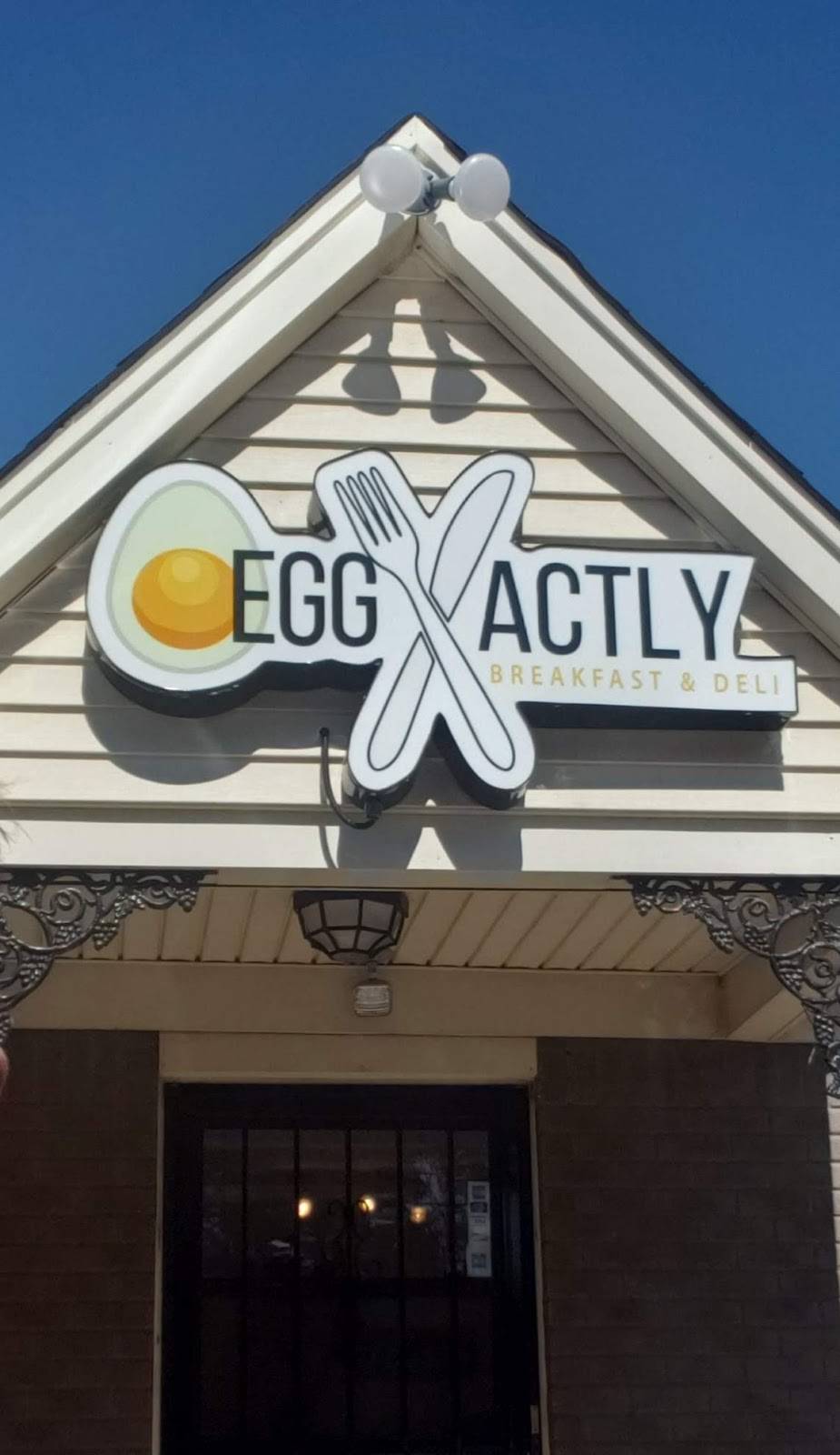 Eggxactly Breakfast & Deli | restaurant | 1248 Marlin Rd, Memphis, TN 38116, USA | 9017297598 OR +1 901-729-7598
