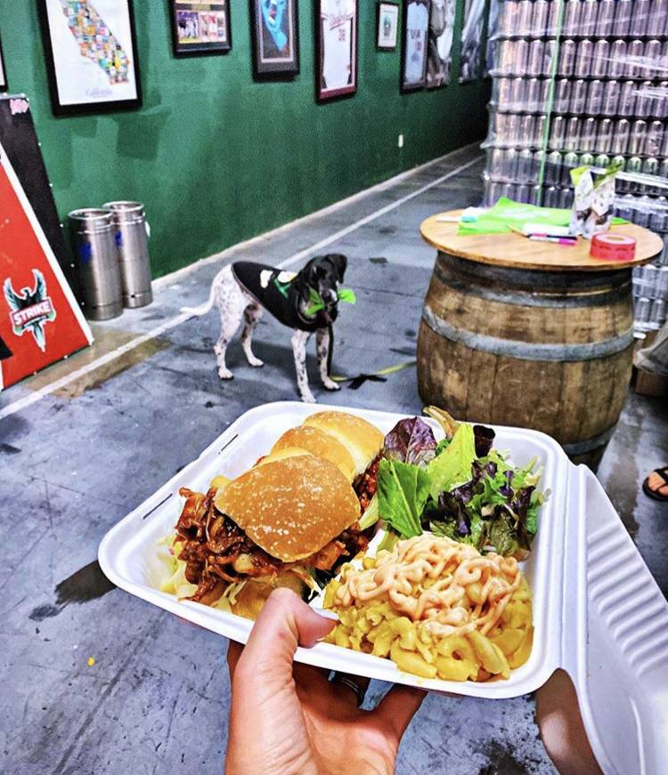 Helping Food Truck | restaurant | 706 63rd St, Oakland, CA 94609, USA | 2095878834 OR +1 209-587-8834