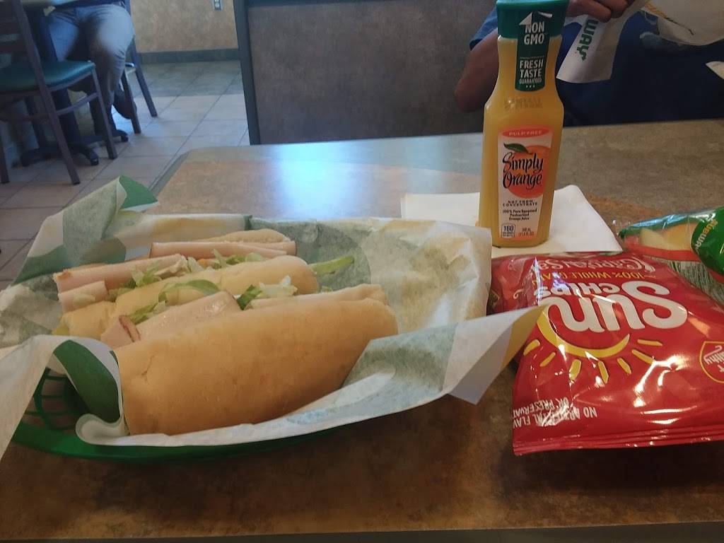 Subway | restaurant | 1264 Port Washington Rd A, Grafton, WI 53024, USA | 2623755585 OR +1 262-375-5585