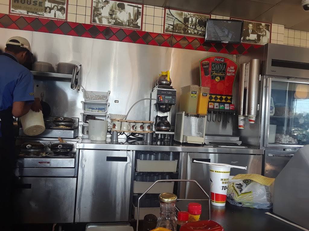 Waffle House | restaurant | 2940 Elysian Fields Ave, New Orleans, LA 70122, USA | 5049474407 OR +1 504-947-4407