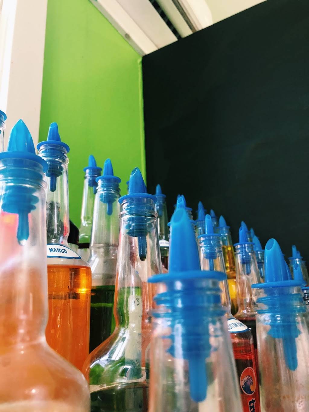 Molly Os Sno Cones And Chilli | restaurant | St Charles, MO 63301, USA | 6364844326 OR +1 636-484-4326