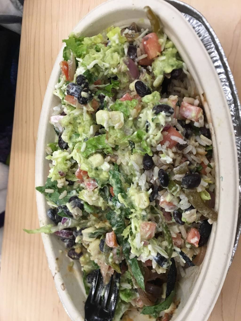 Chipotle Mexican Grill | restaurant | 115A S Dupont Hwy, New Castle, DE 19720, USA | 3023261505 OR +1 302-326-1505