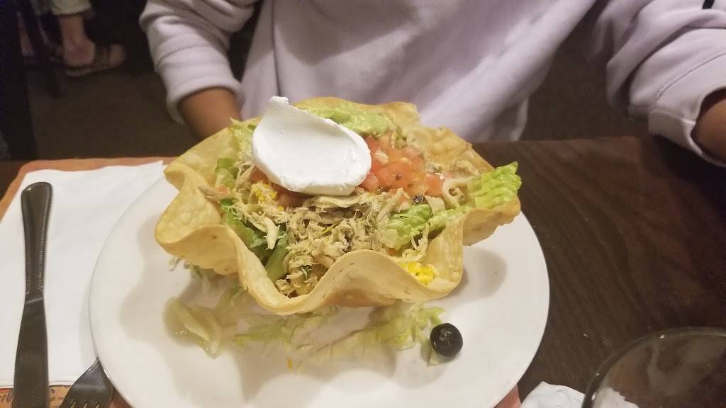 Emilios Restaurant | restaurant | 2340 S San Jacinto Ave, San Jacinto, CA 92583, USA | 9519253721 OR +1 951-925-3721