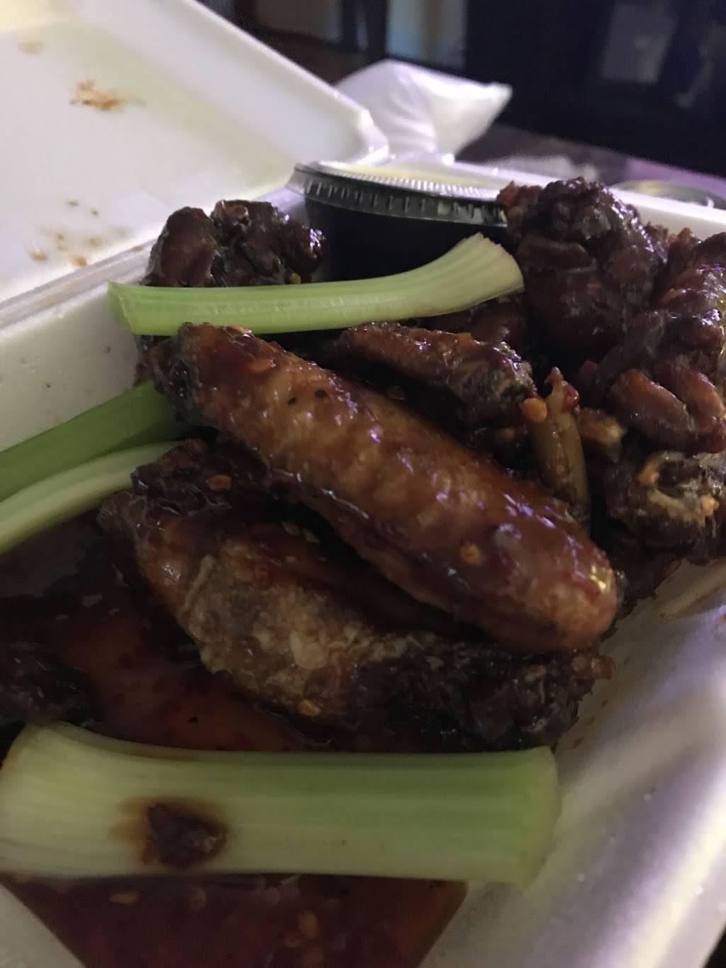 Back Bar Bistro | restaurant | 1327 W Chew St, Allentown, PA 18102, USA | 3053540204 OR +1 305-354-0204