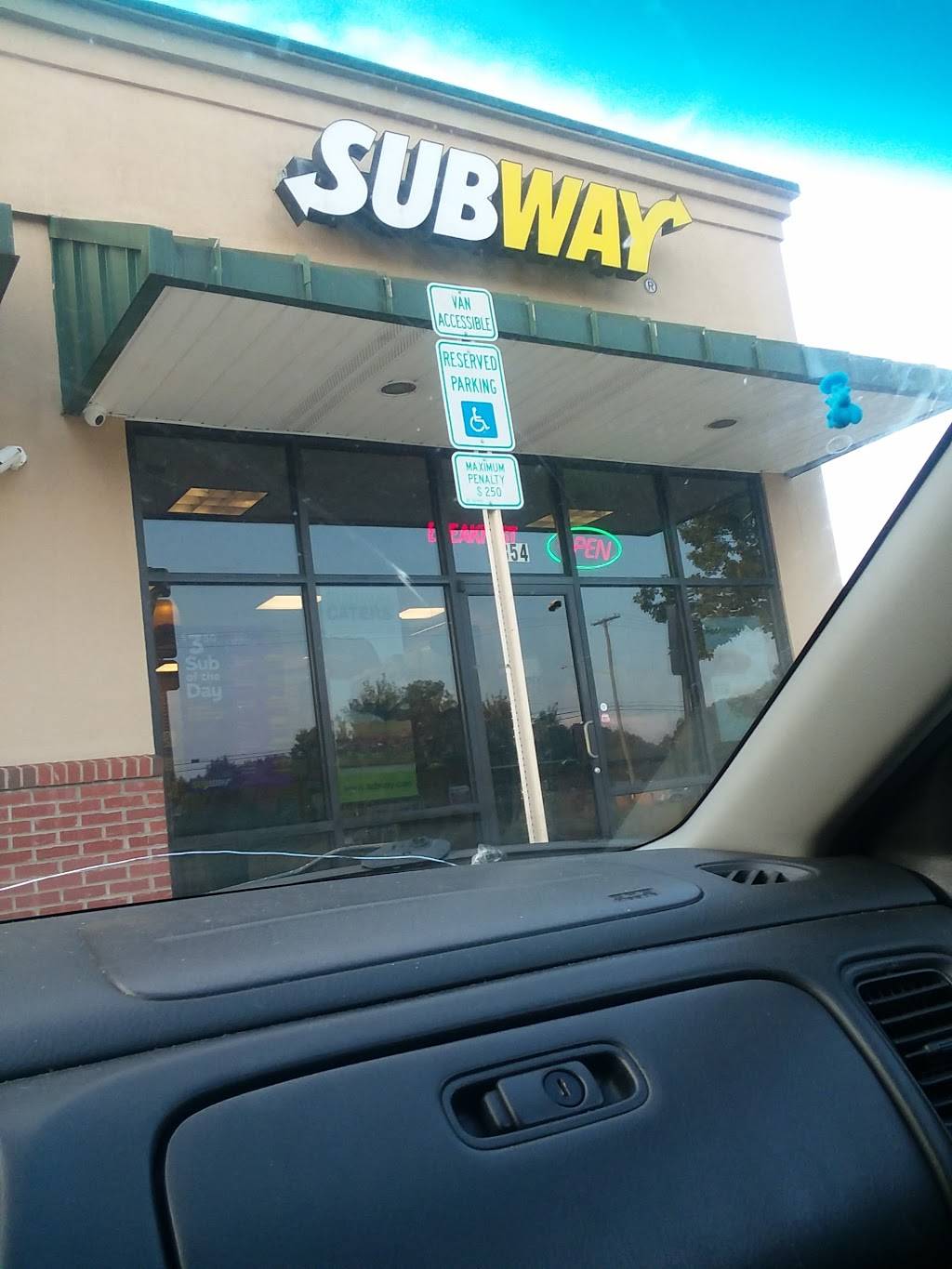 Subway | restaurant | 3854 W Franklin Blvd, Gastonia, NC 28052, USA | 7048548175 OR +1 704-854-8175