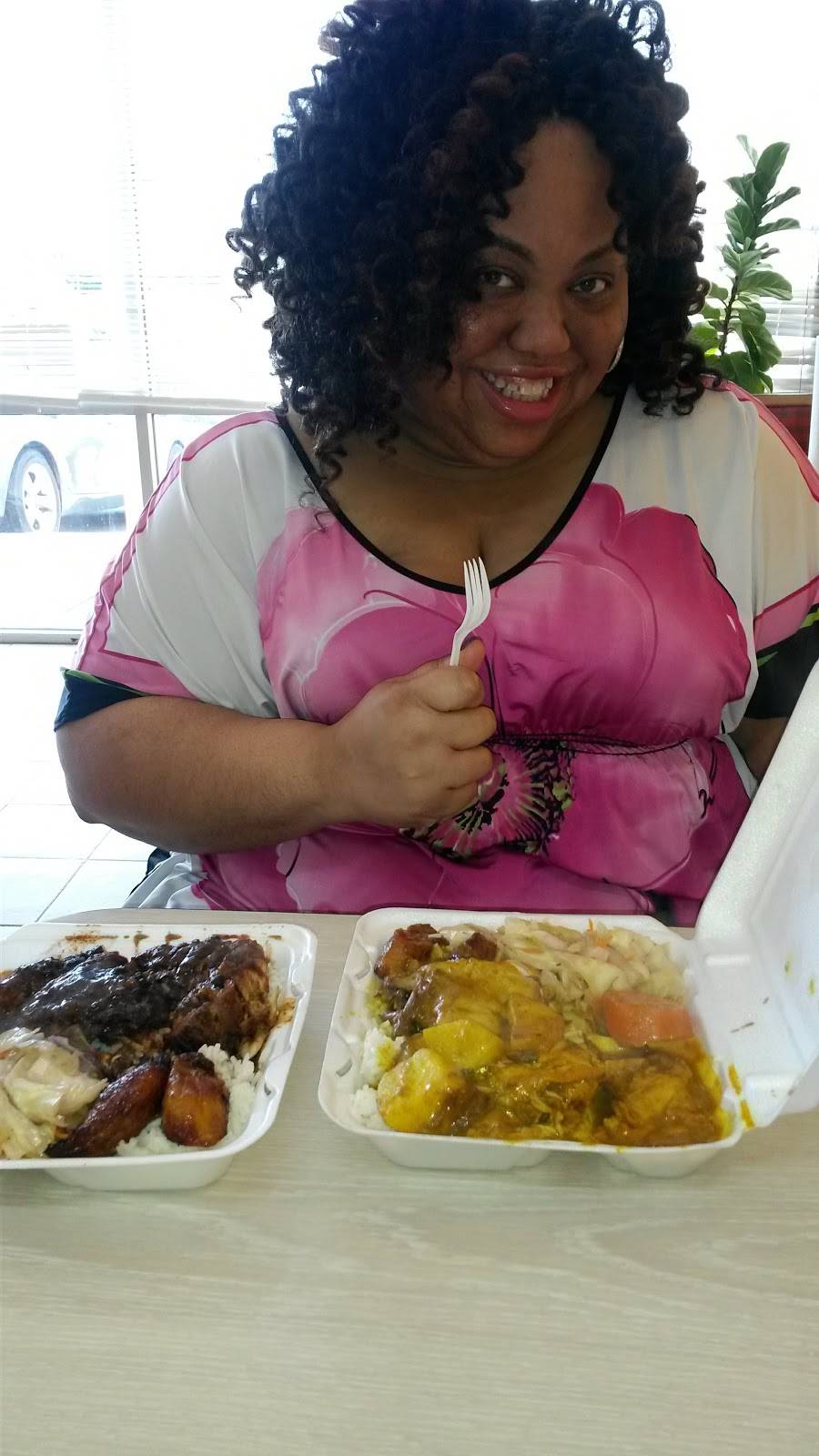 Carri Fresh Jamican | restaurant | 6810 Shannon Pkwy, Union City, GA 30291, USA | 7703061619 OR +1 770-306-1619