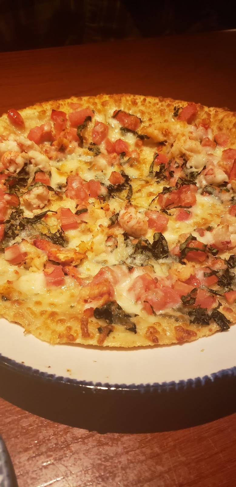 Red Lobster | restaurant | 223 W McGalliard Rd, Muncie, IN 47303, USA | 7652886768 OR +1 765-288-6768