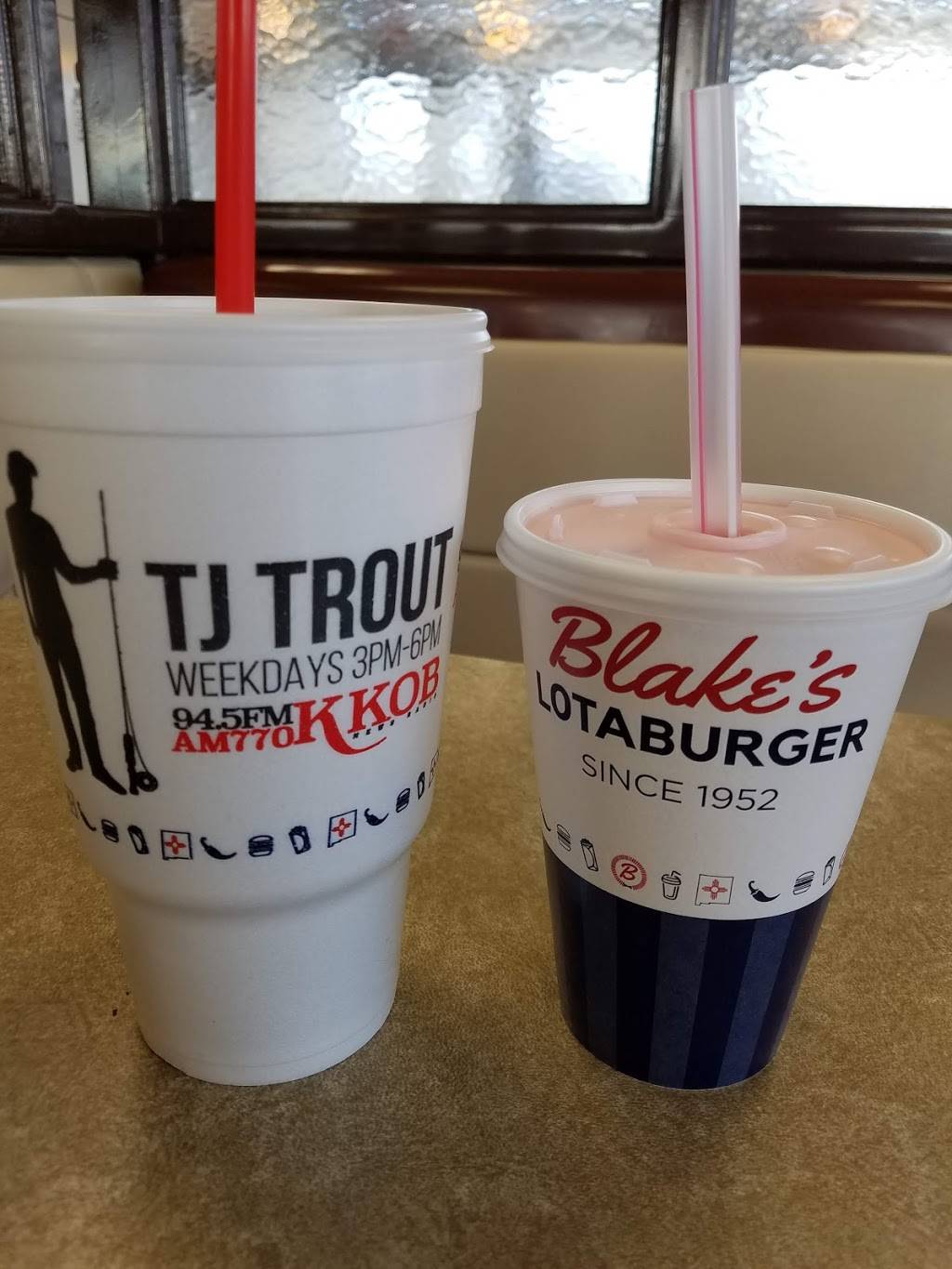 Blakes Lotaburger | restaurant | 2100 Eubank Blvd NE, Albuquerque, NM 87112, USA | 5052963535 OR +1 505-296-3535