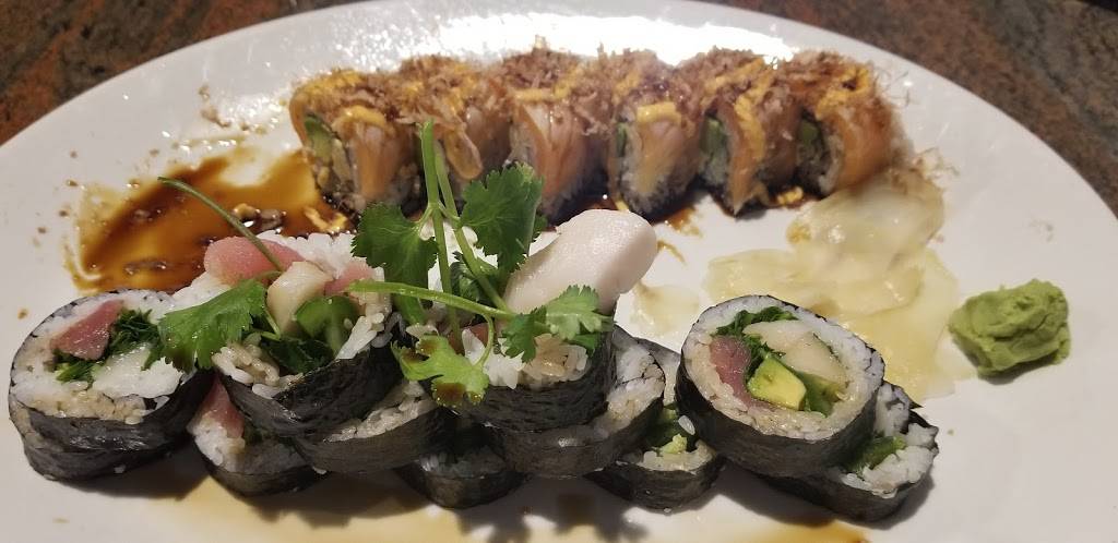 Shanghai Bistro | restaurant | 2930 Craig Rd, Eau Claire, WI 54701, USA | 7158353348 OR +1 715-835-3348