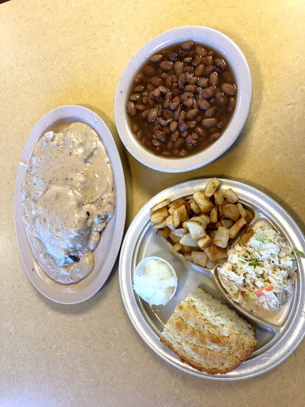 Tudors Biscuit World | restaurant | 2778 Winchester Ave, Ashland, KY 41101, USA | 6063253697 OR +1 606-325-3697