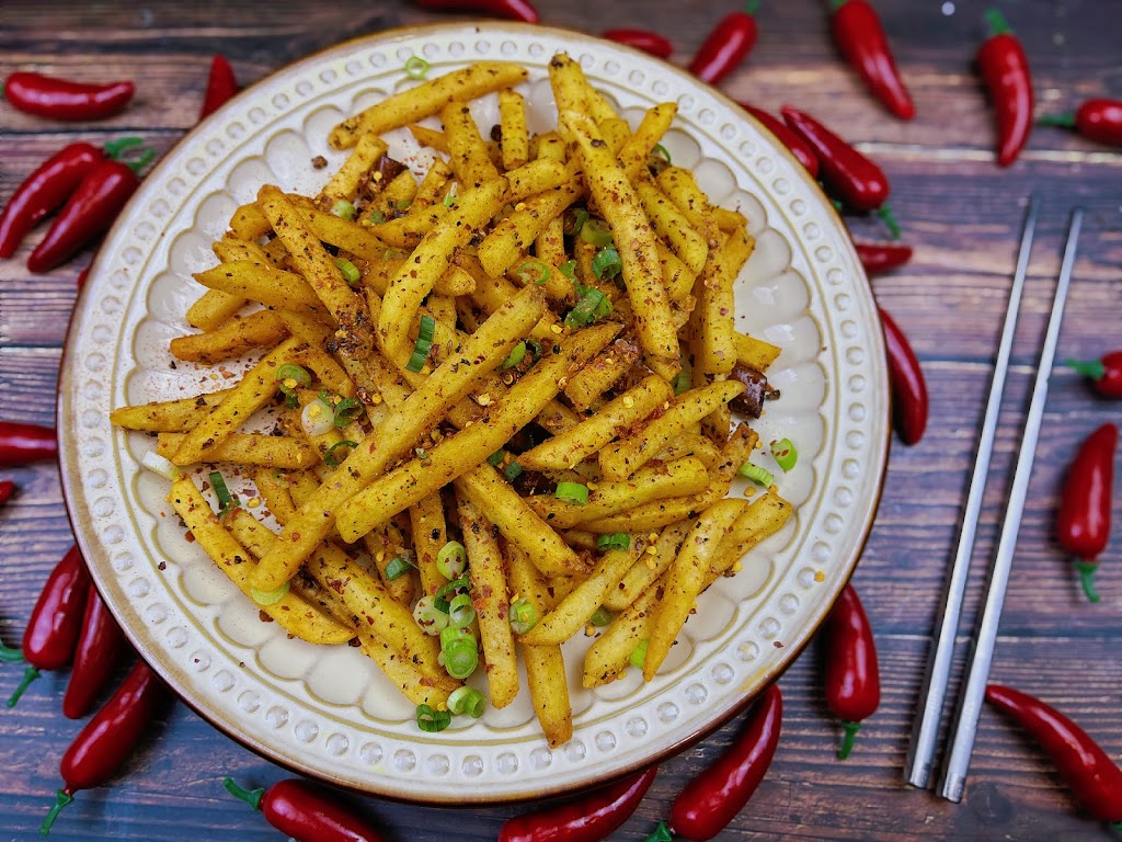 Little Chili | restaurant | 13801 N Bryant Ave, Edmond, OK 73013, USA | 4052422191 OR +1 405-242-2191