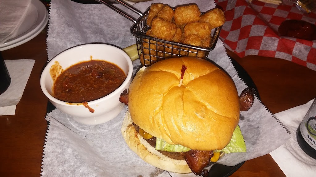 Alabama Joes Front Row Sports Theater and Grille | restaurant | 8794 W Boynton Beach Blvd #101, Boynton Beach, FL 33472, USA | 5615096656 OR +1 561-509-6656