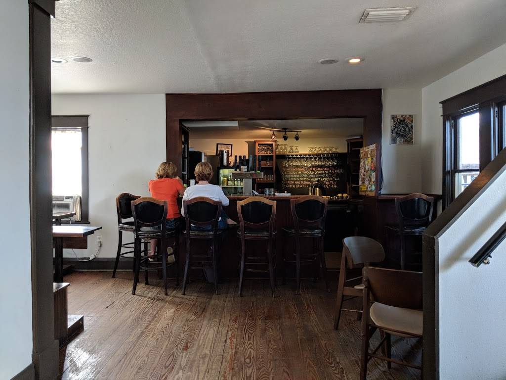 The Refinery | restaurant | 5910 N Florida Ave, Tampa, FL 33604, USA | 8132343710 OR +1 813-234-3710