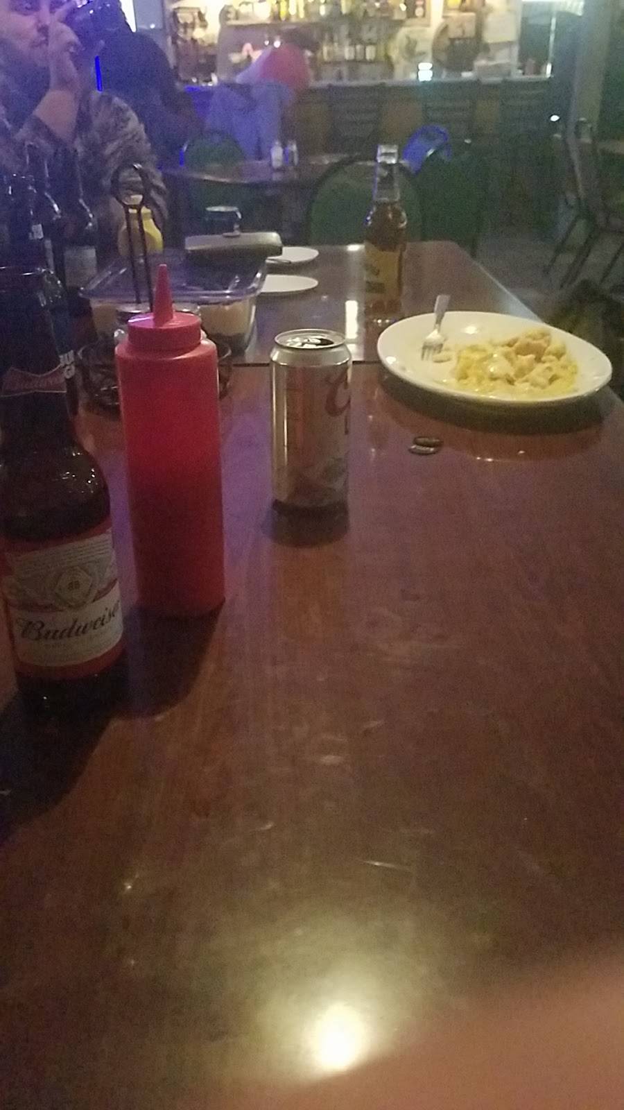 Sandis Bar & Gril Llc | restaurant | 3112 E 1961st Rd, Ottawa, IL 61350, USA | 8154319464 OR +1 815-431-9464