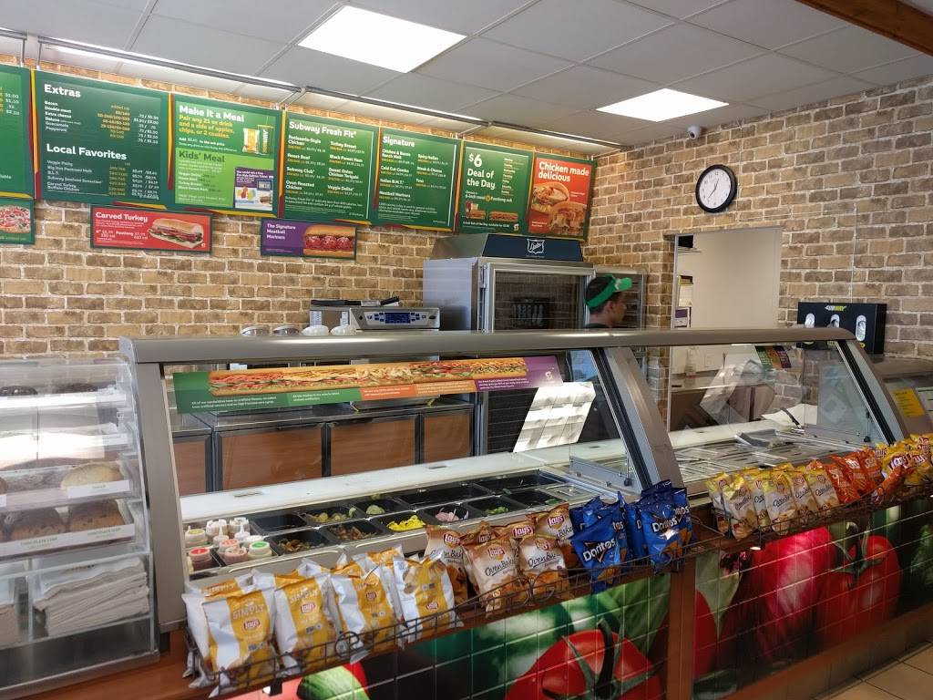Subway | restaurant | 3561 Main St, Stratford, CT 06614, USA | 2038730465 OR +1 203-873-0465