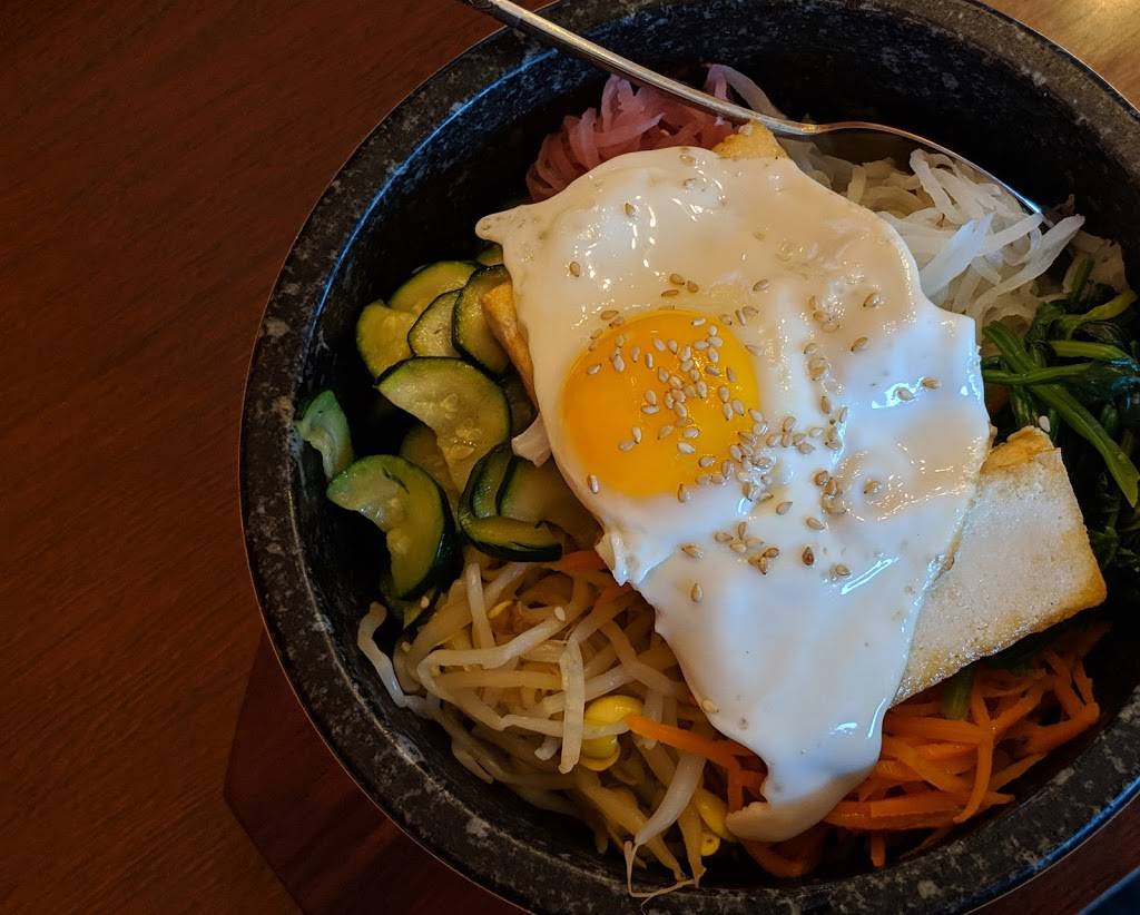 Suhan Dumplings | restaurant | 664 Sheppard Ave W, North York, ON M3H 2S5, Canada | 4169936270 OR +1 416-993-6270