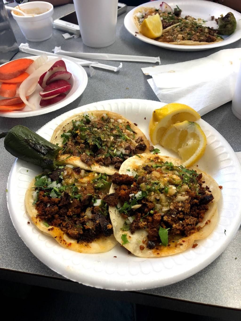 Chemas Tacos | restaurant | 11527 Whittier Blvd, Whittier, CA 90601, USA | 5626992335 OR +1 562-699-2335