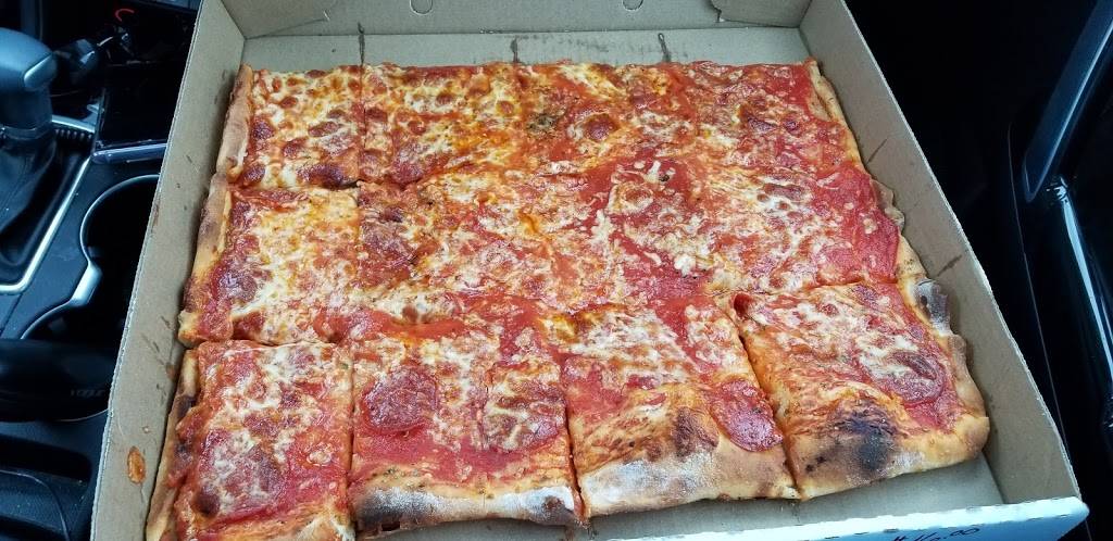 Pizza Oven | meal takeaway | 1903 Niagara St, Niagara Falls, NY 14303, USA | 7162826838 OR +1 716-282-6838