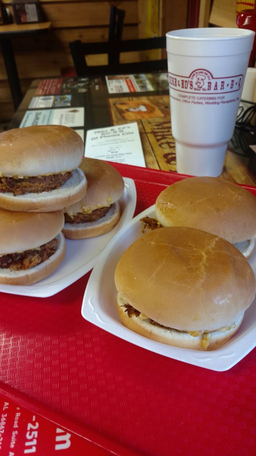 Mike & Eds Bar-B-Q | restaurant | 2001 Crawford Rd, Phenix City, AL 36867, USA | 3342971012 OR +1 334-297-1012