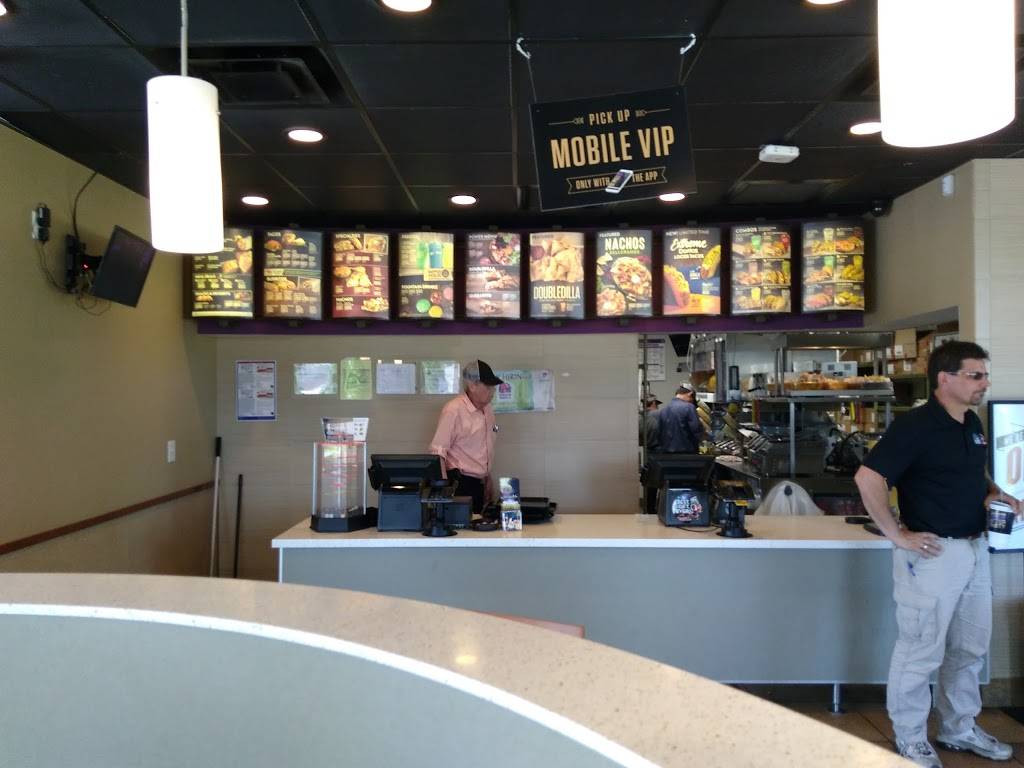 Taco Bell | meal takeaway | 2384 Lebanon Pike, Nashville, TN 37214, USA | 6158727828 OR +1 615-872-7828