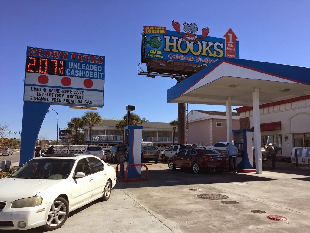 Crown Petro & Liquor | restaurant | 600 N Kings Hwy, Myrtle Beach, SC 29577, USA | 8439460000 OR +1 843-946-0000
