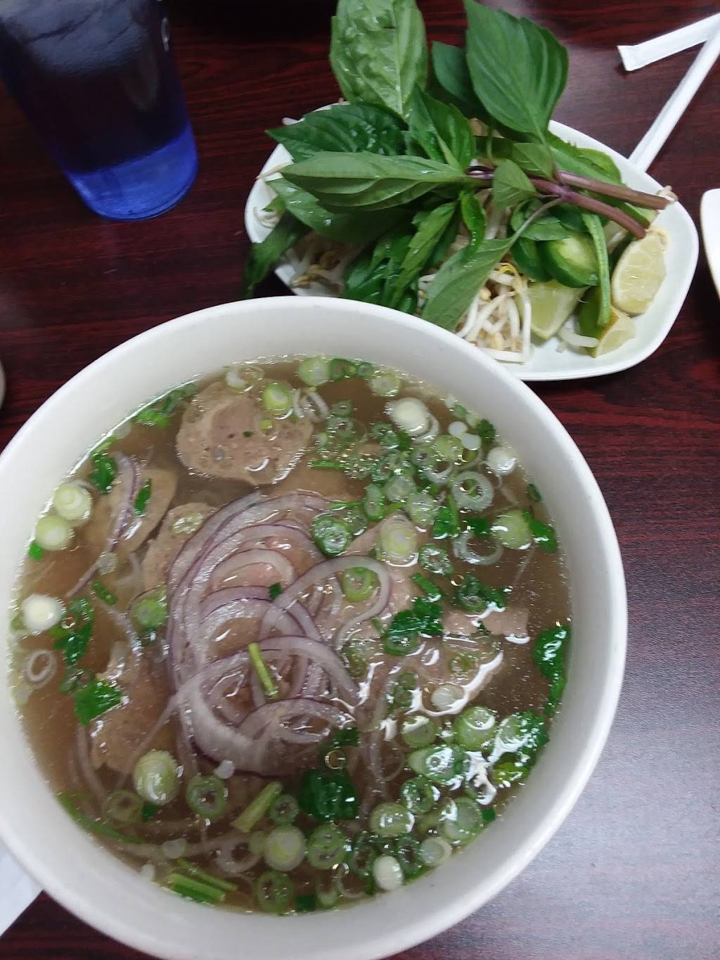 Pho Cuong | restaurant | 6605 E 37th St N #100, Wichita, KS 67220, USA | 3162608218 OR +1 316-260-8218