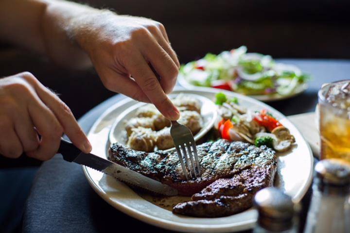 Olive Pit A Pasta House | restaurant | 905 Mineral Wells Ave, Paris, TN 38242, USA | 7316425030 OR +1 731-642-5030