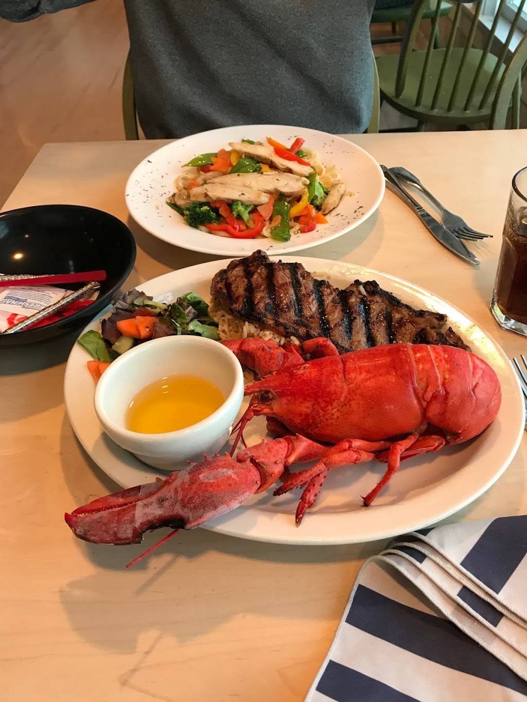 Sun & Surf Restaurant | meal takeaway | 264 Long Beach Ave, York, ME 03909, USA | 2073632961 OR +1 207-363-2961