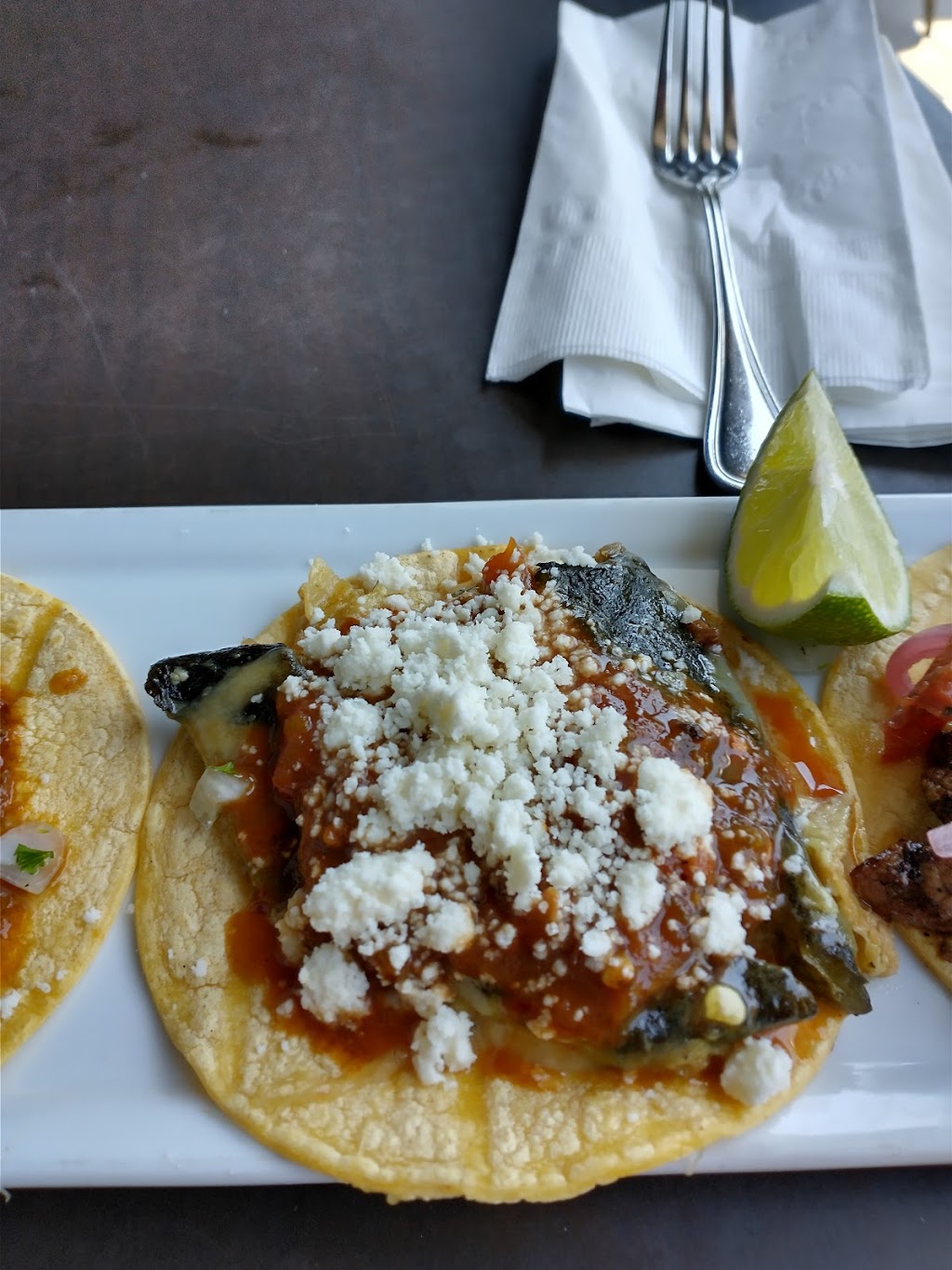 El Zarape Vine | restaurant | 1358 Vine St, Los Angeles, CA 90028, USA | 3236882050 OR +1 323-688-2050