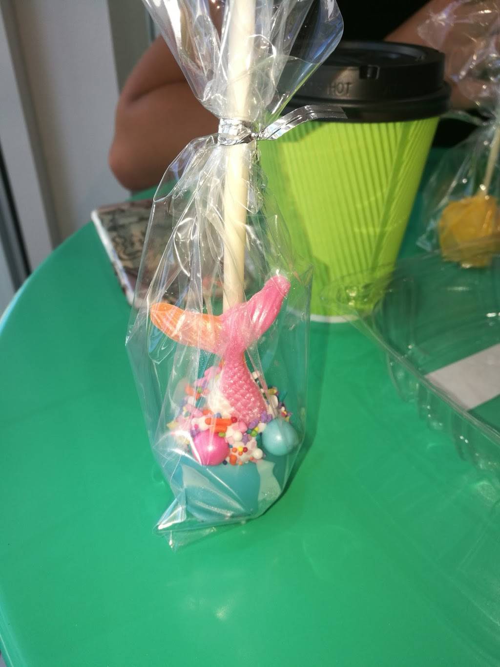 Hometown Desserts | restaurant | 507 Pine Ave, Anna Maria, FL 34216, USA | 9418963167 OR +1 941-896-3167