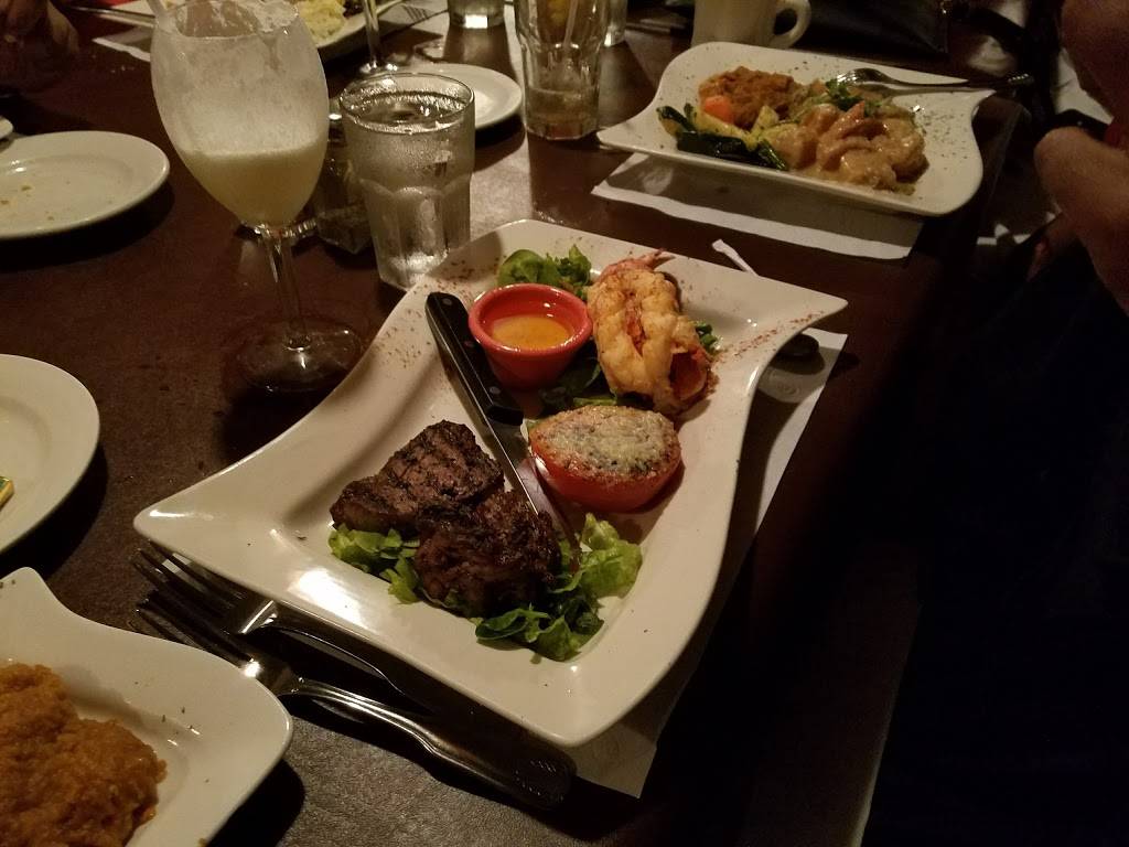 Caps Place | restaurant | 2765 NE 28th Ct, Lighthouse Point, FL 33064, USA | 9549410418 OR +1 954-941-0418