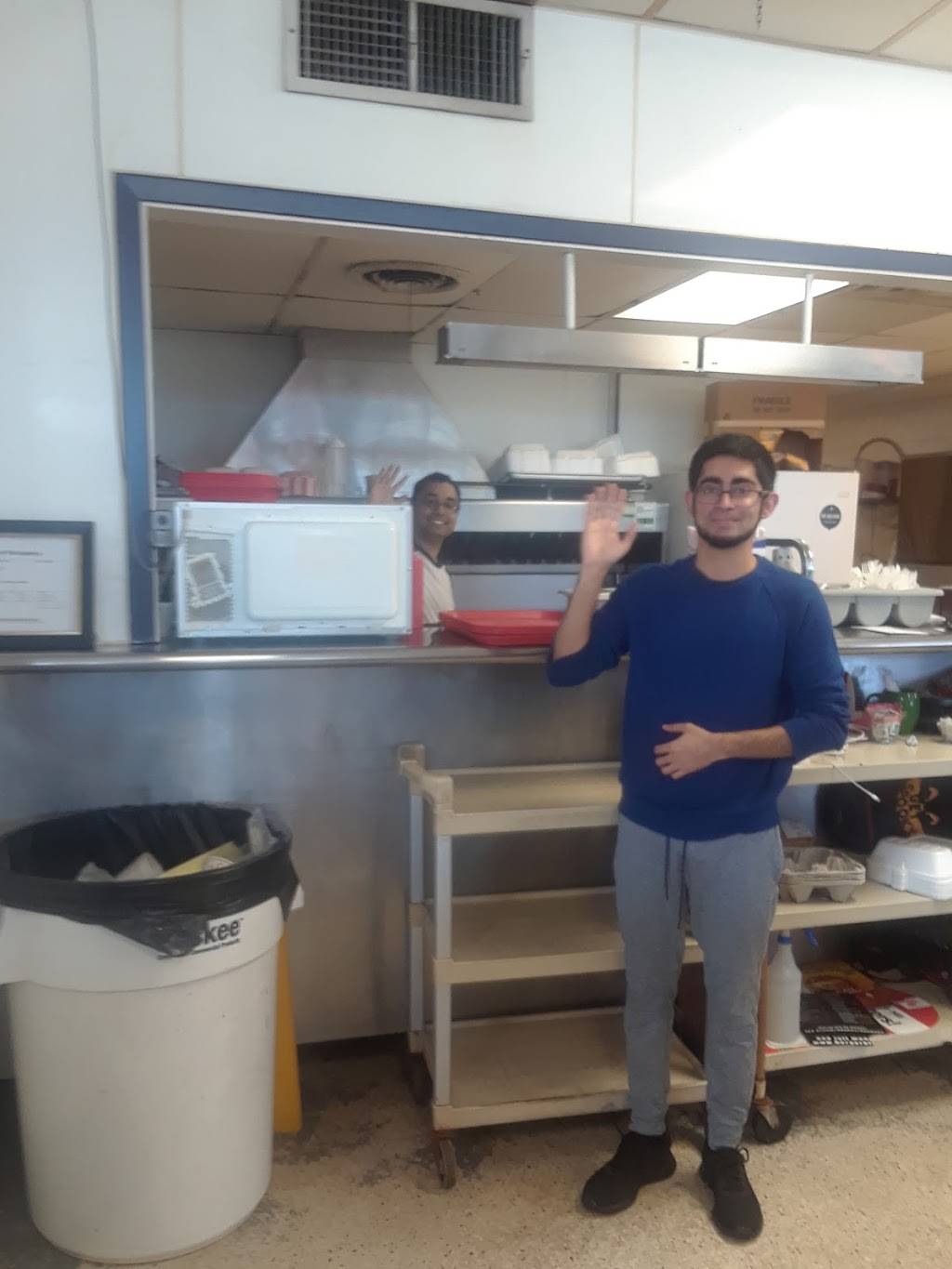 Burger Hill | restaurant | 3850 W Clarendon Dr, Dallas, TX 75211, USA | 2143318303 OR +1 214-331-8303