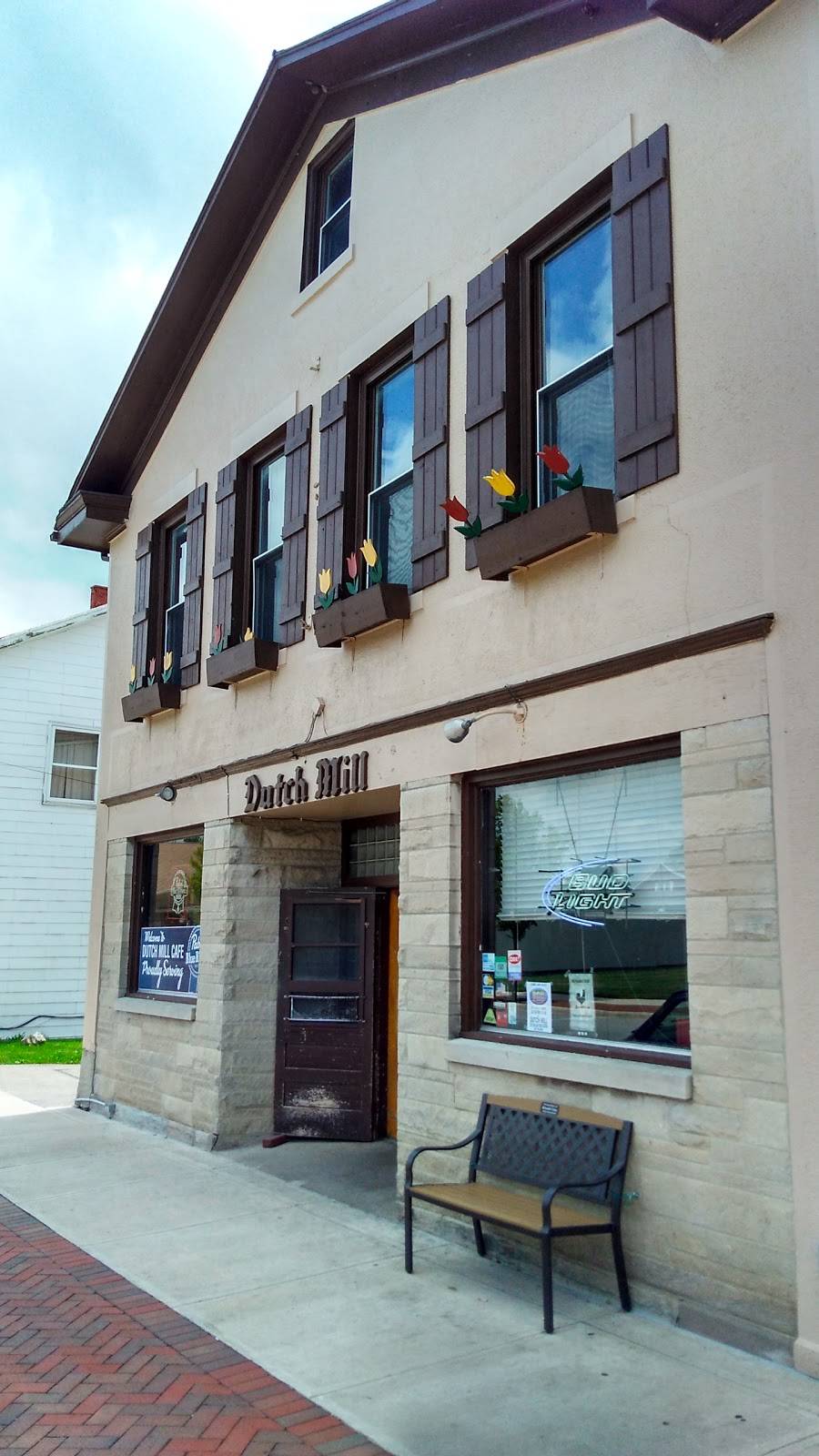 Dutch Mill Cafe | restaurant | 153 W 4th St, Minster, OH 45865, USA | 4196282401 OR +1 419-628-2401