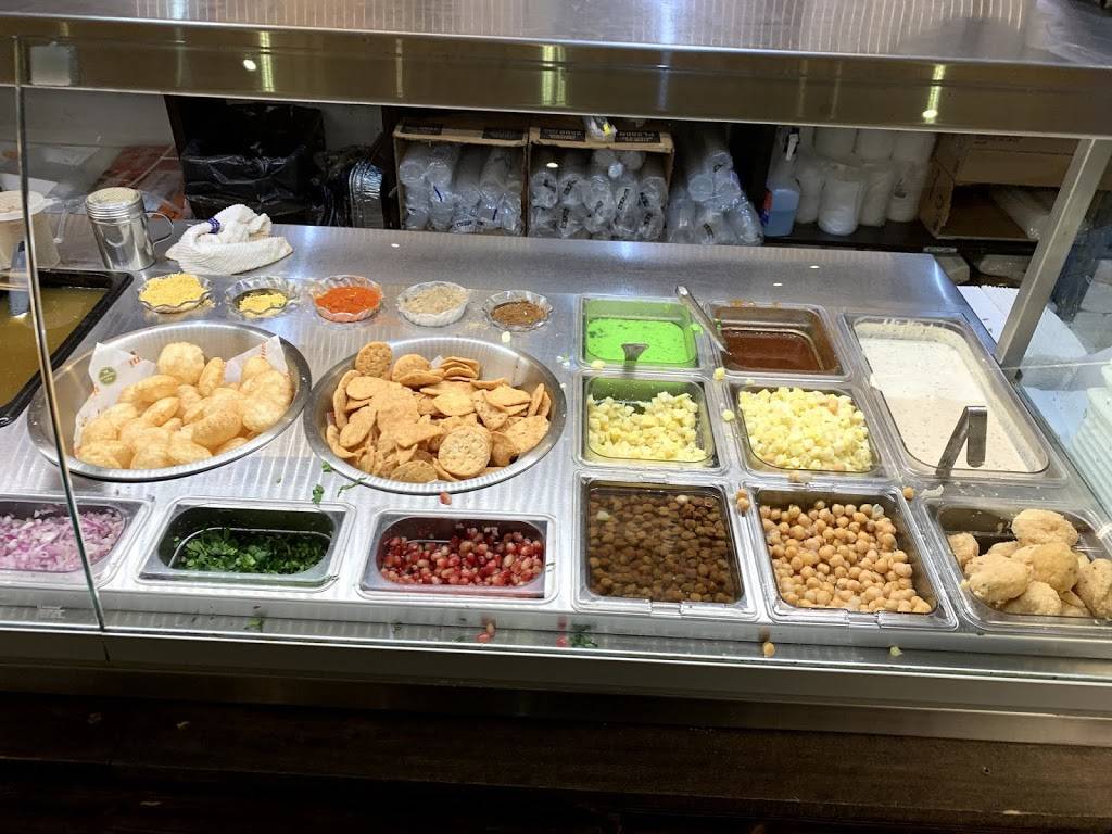 Rajdhani Sweets and Restaurant | restaurant | 2260 Bovaird Dr E Unit#106, Brampton, ON L6R 1Z1, Canada | 9057899901 OR +1 905-789-9901