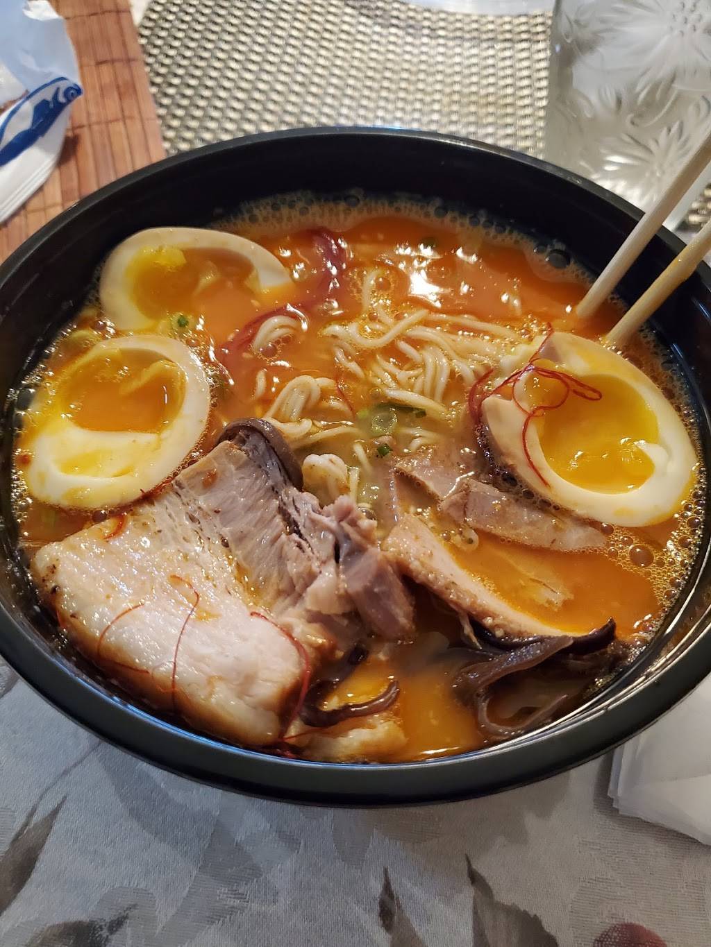 Dragon Bowl Ramen | restaurant | 7542 University Blvd, Winter Park, FL 32792, USA | 4076813555 OR +1 407-681-3555