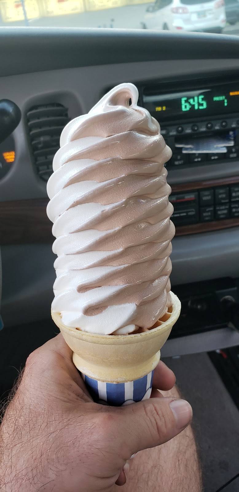 Dairy Land | restaurant | 800 Springmill St, Mansfield, OH 44903, USA | 4195252168 OR +1 419-525-2168