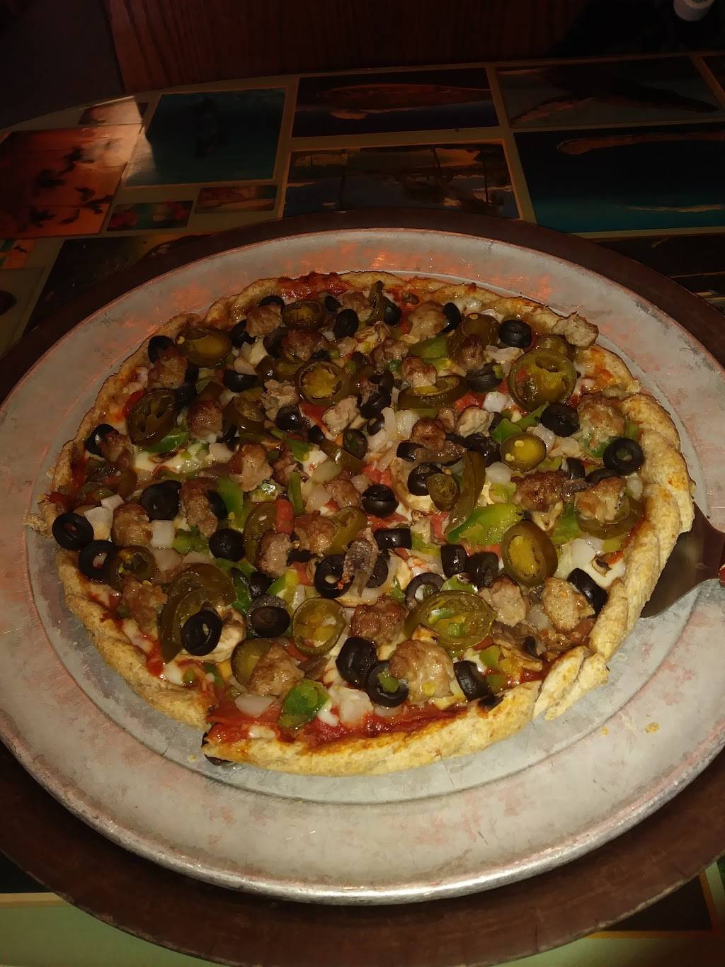 Conans Pizza South | restaurant | 2018 W Stassney Ln, Austin, TX 78745, USA | 5124416754 OR +1 512-441-6754