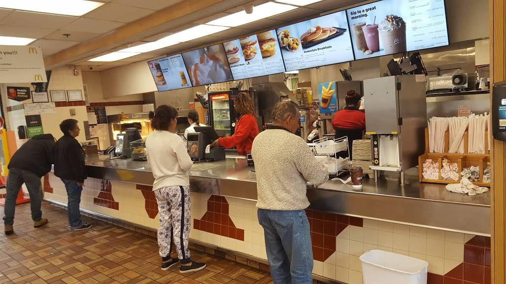 McDonalds | cafe | 4950 South Dakota Ave NE, Washington, DC 20017, USA | 2025295126 OR +1 202-529-5126