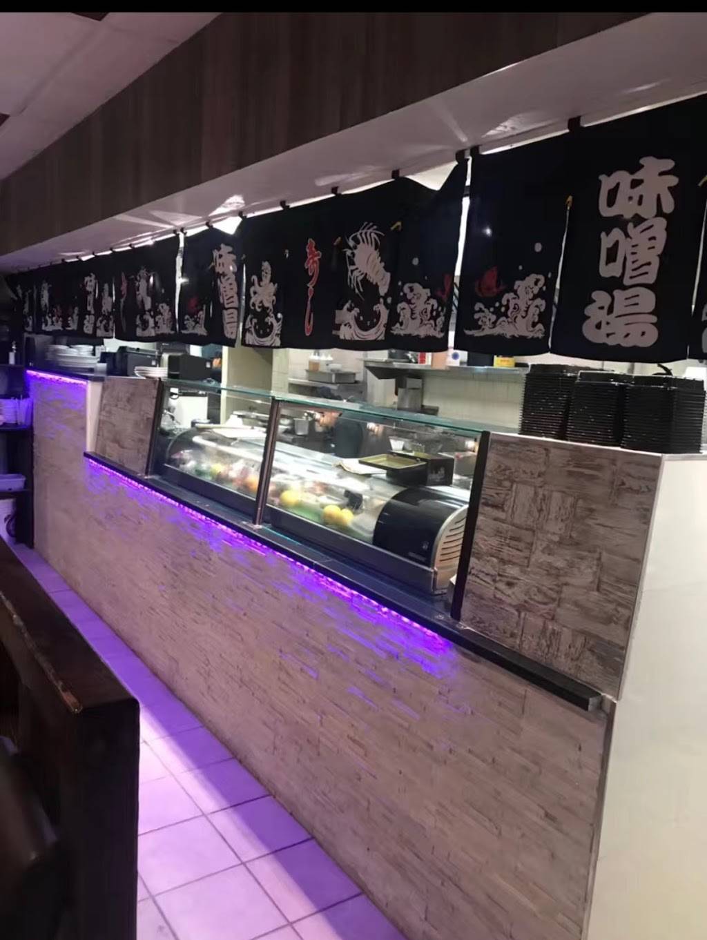 Megu Sushi | restaurant | 2868 Cochran St, Simi Valley, CA 93065, USA | 8055835299 OR +1 805-583-5299