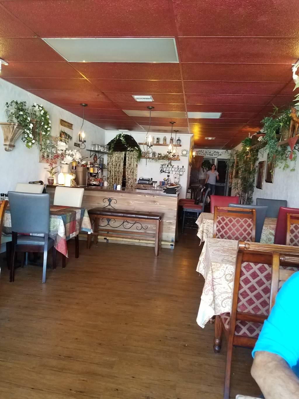 Little Europe | restaurant | 15024 Madeira Way, Madeira Beach, FL 33708, USA | 7273191830 OR +1 727-319-1830