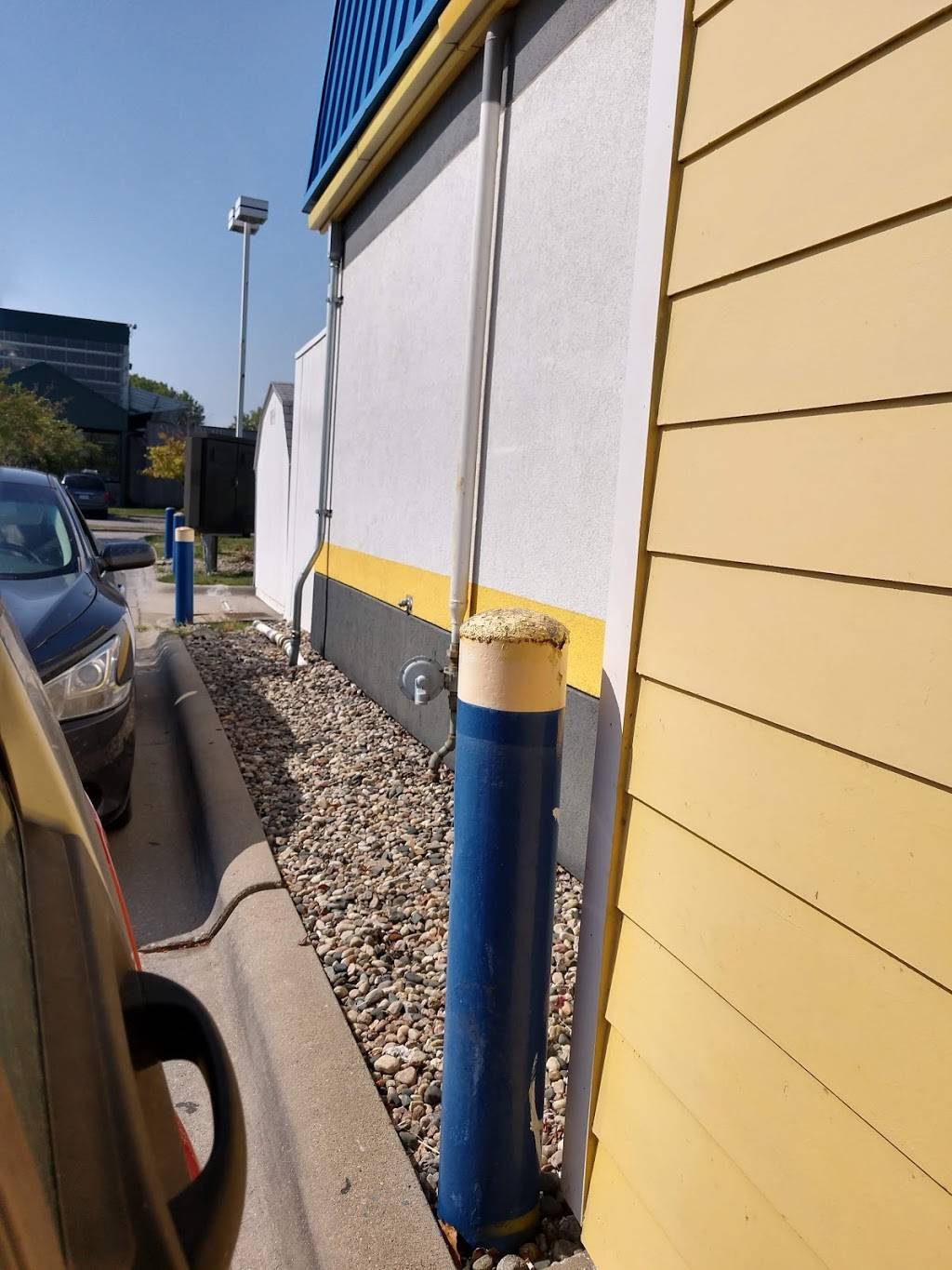 Long John Silvers | restaurant | 603 32nd Ave, Council Bluffs, IA 51501, USA | 7123666567 OR +1 712-366-6567