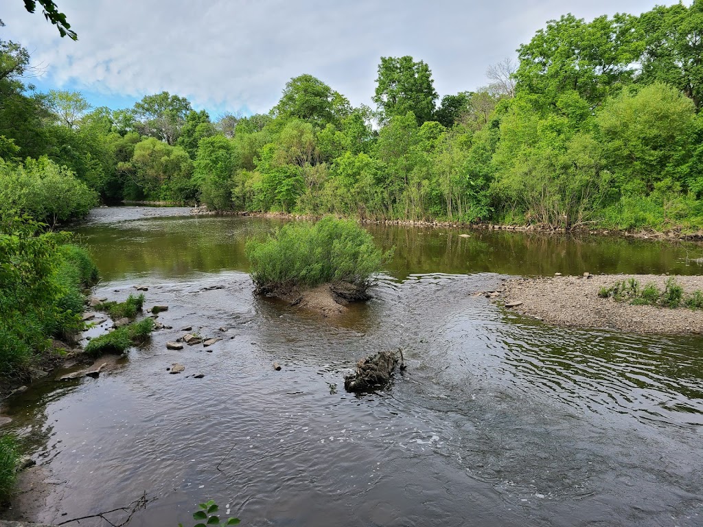 Hoyt Park | restaurant | 1800 N Swan Blvd, Wauwatosa, WI 53226, USA | 4142577275 OR +1 414-257-7275