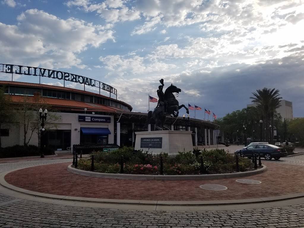 Jacksonville Landing | shopping mall | 2 W Independent Dr, Jacksonville, FL 32202, USA | 9043531188 OR +1 904-353-1188