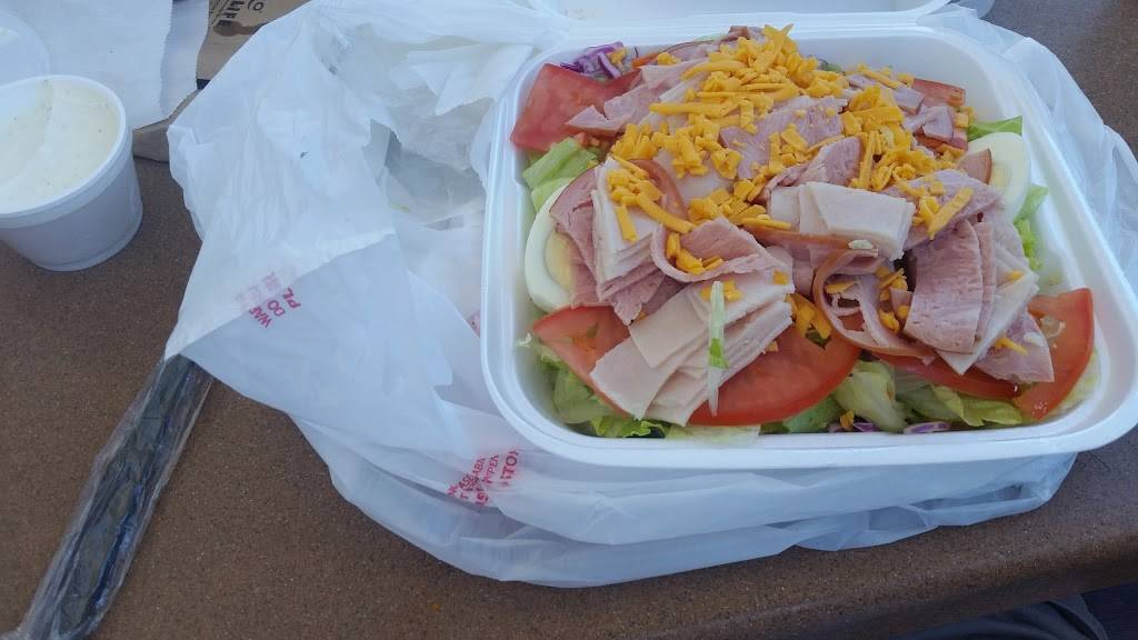 Steves Burgers | restaurant | 12640 Heacock St, Moreno Valley, CA 92553, USA | 9512430924 OR +1 951-243-0924