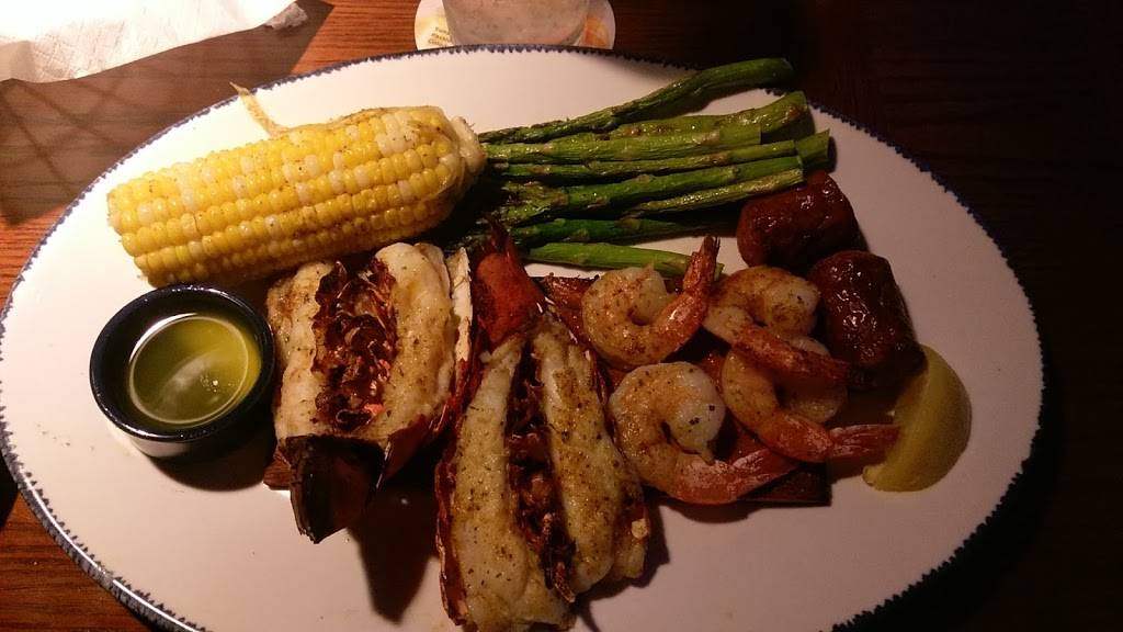 Red Lobster | restaurant | 986 Breckenridge Ln, St Matthews, KY 40207, USA | 5028993334 OR +1 502-899-3334