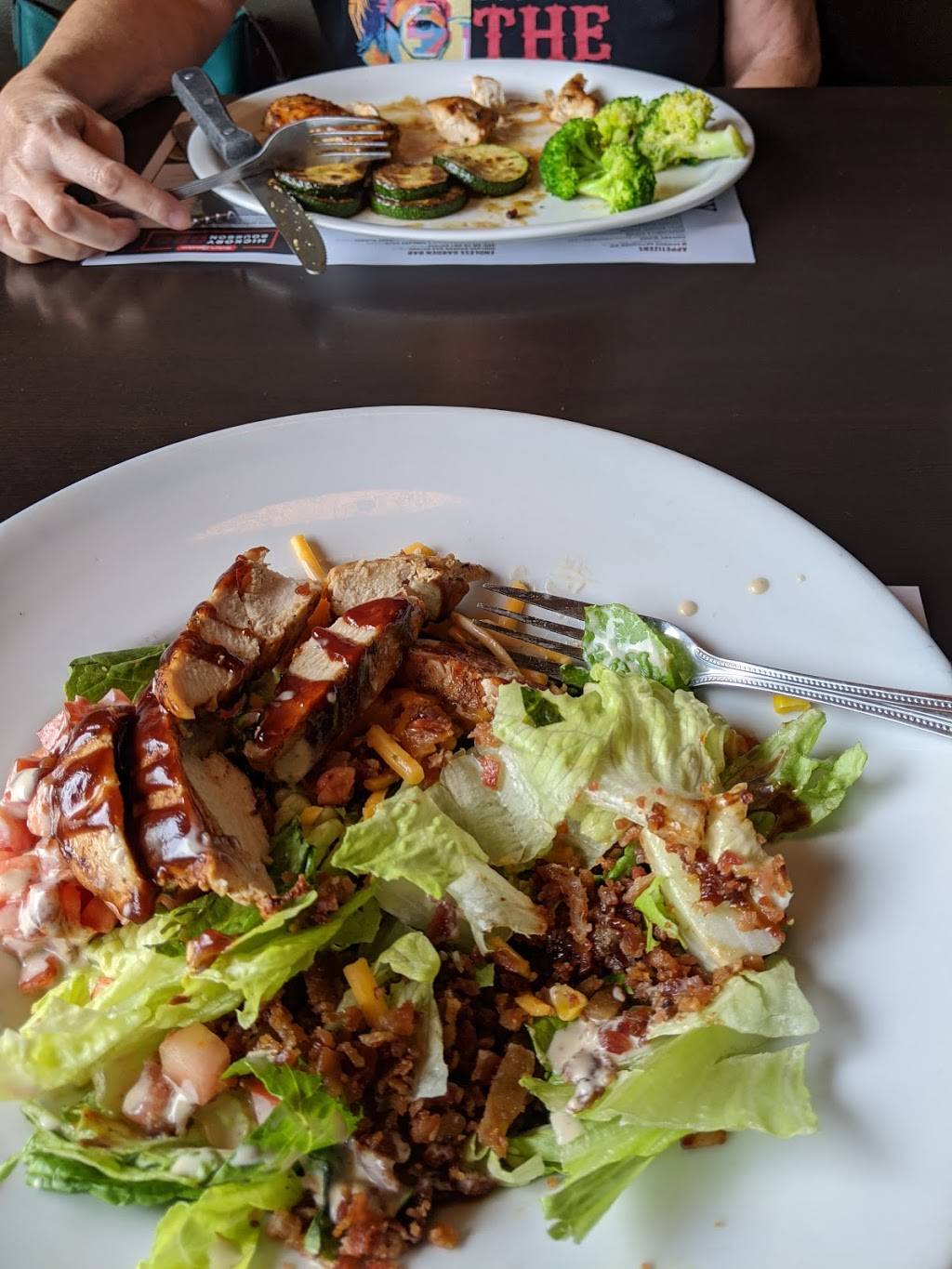 Ruby Tuesday | restaurant | 2725 N Glenstone Ave, Springfield, MO 65803, USA | 4178317829 OR +1 417-831-7829