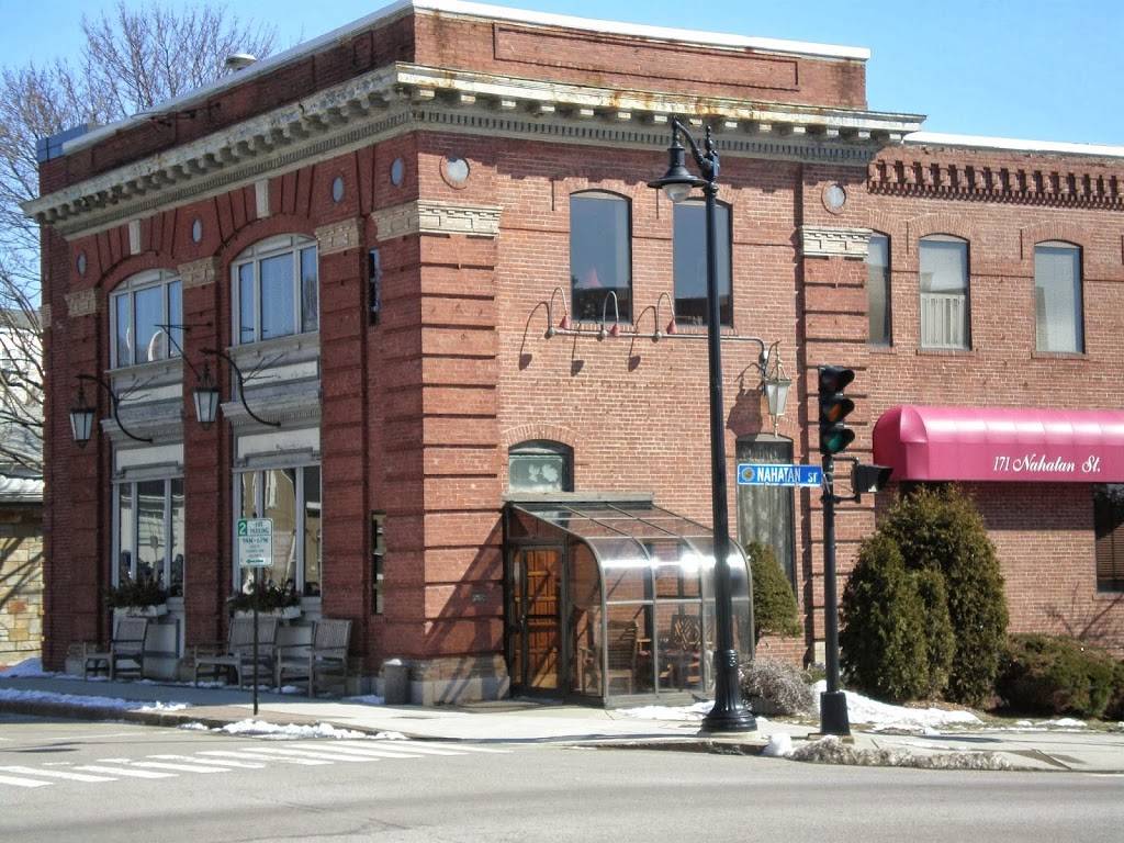 Olde Colonial Cafe | cafe | 171 Nahatan St, Norwood, MA 02062, USA | 7817690323 OR +1 781-769-0323